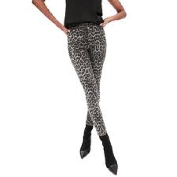 Zara High Waisted Gray Leopard Print Pants - Picture 5 of 6